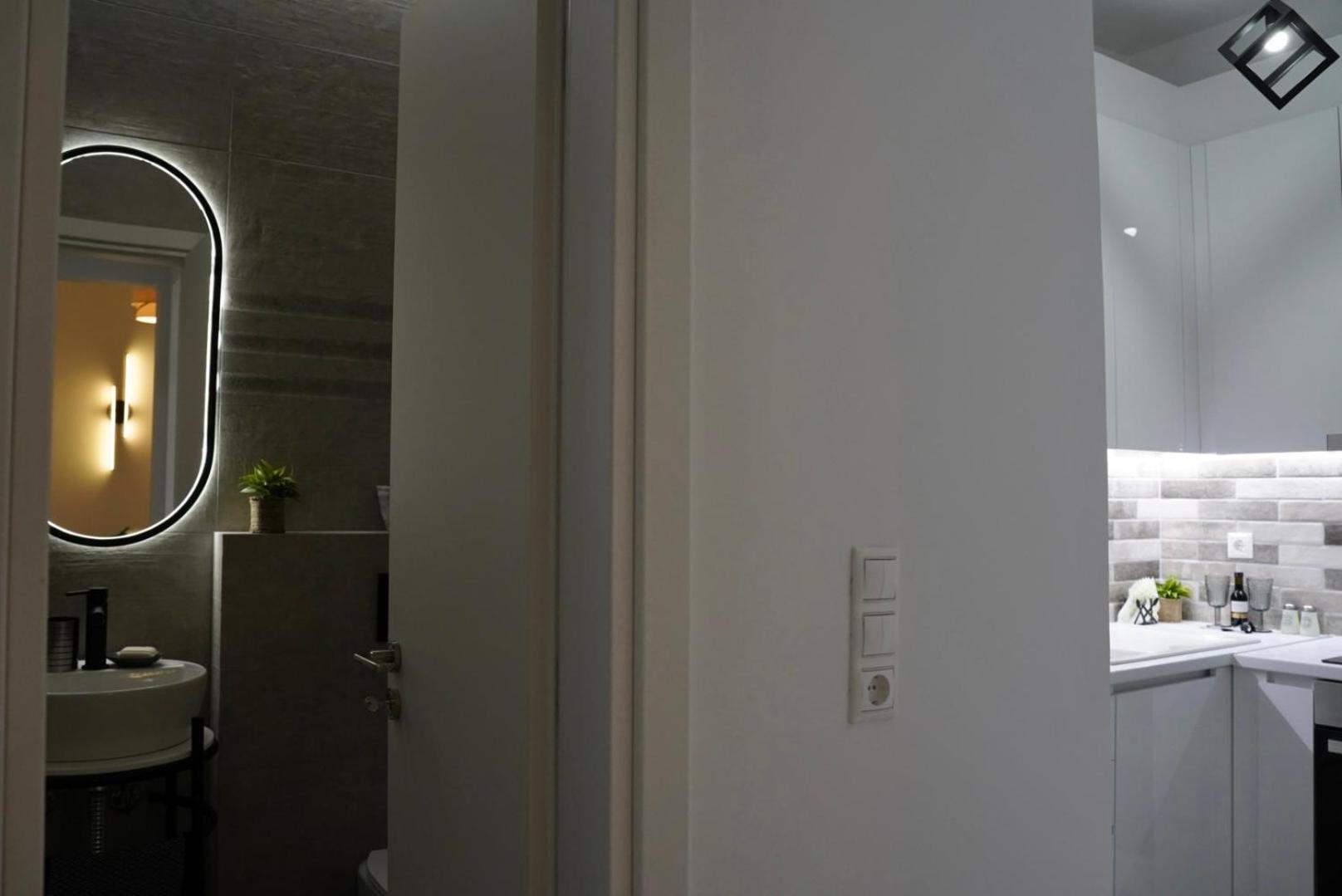 Bright & Cozy Apartment, Афины Экстерьер фото